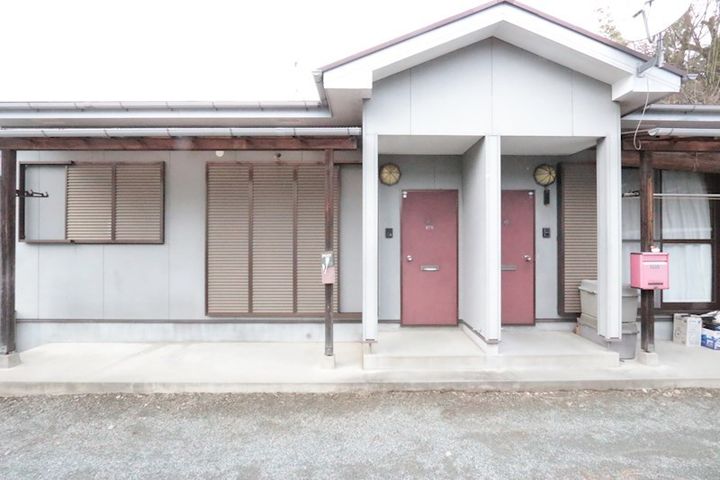 神奈川県小田原市栢山(アパート)の賃貸物件の外観