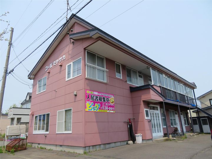 コーポミヤサカの外観