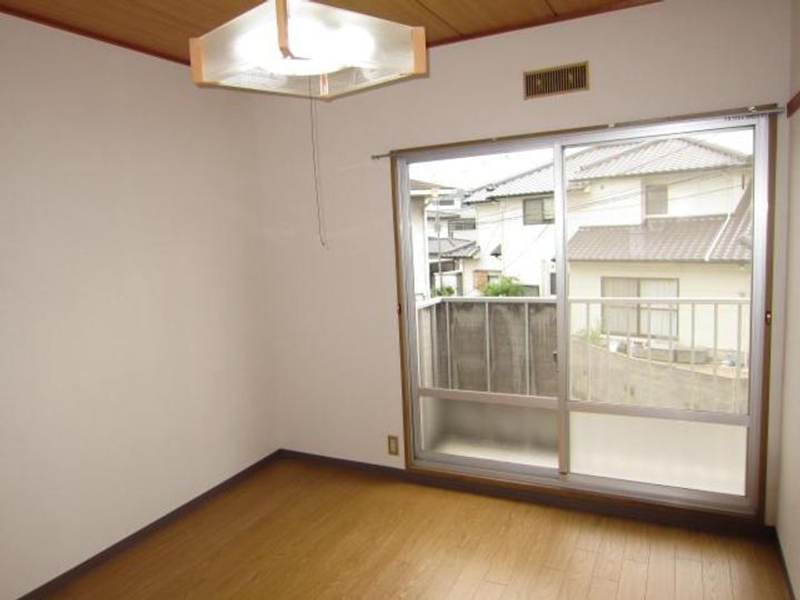 コーポ大高 Aの居間