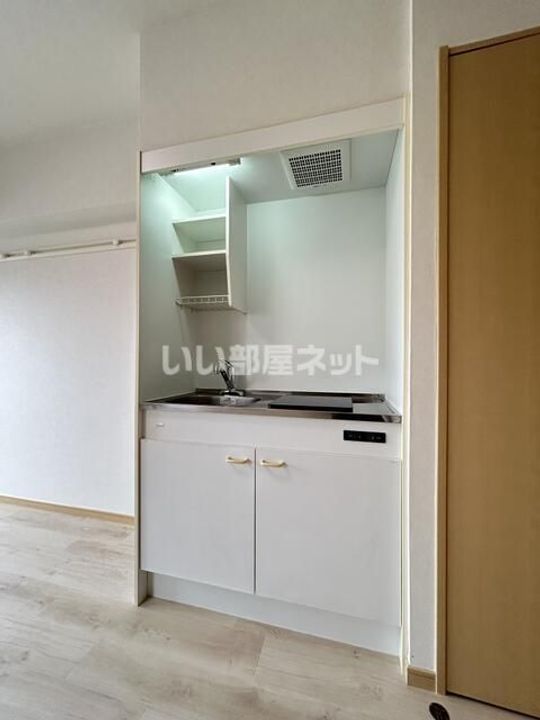 埼玉県越谷市南越谷1(マンション)の賃貸物件のキッチン