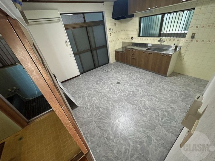 大阪府吹田市内本町1(一戸建)の賃貸物件の居間