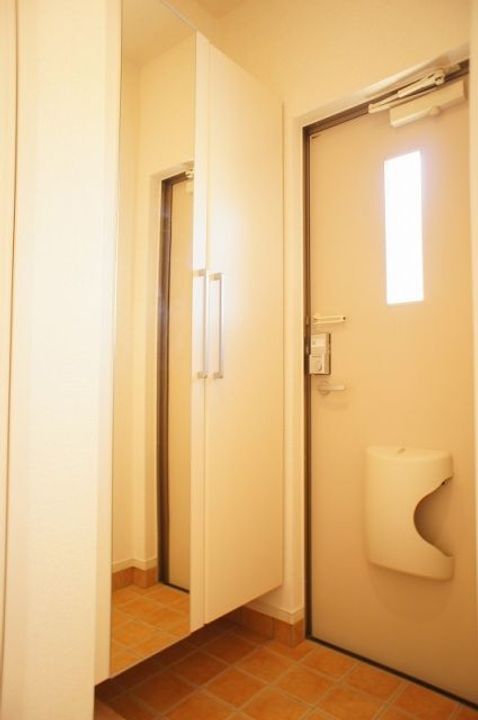 福島県いわき市平赤井字諸荷(アパート)の賃貸物件の玄関