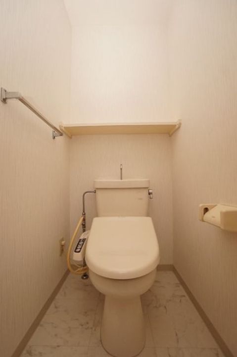 広島県福山市曙町5丁目の賃貸アパートの内装