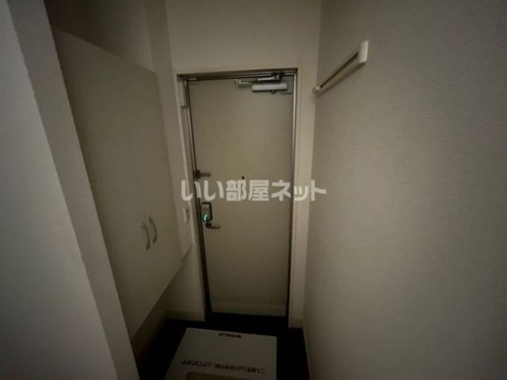 群馬県前橋市稲荷新田町(アパート)の賃貸物件の玄関