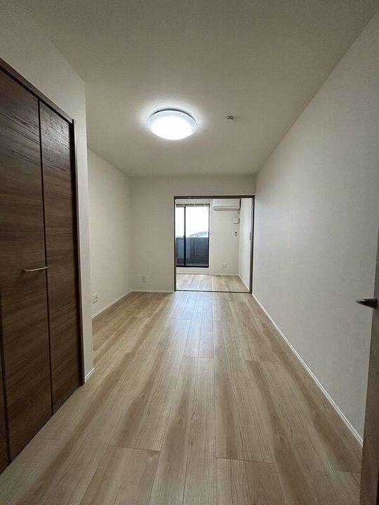 Azul八木山Iの居間