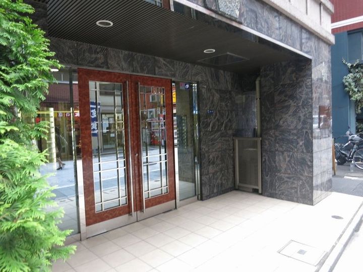 メゾンド日本橋三越前の地図