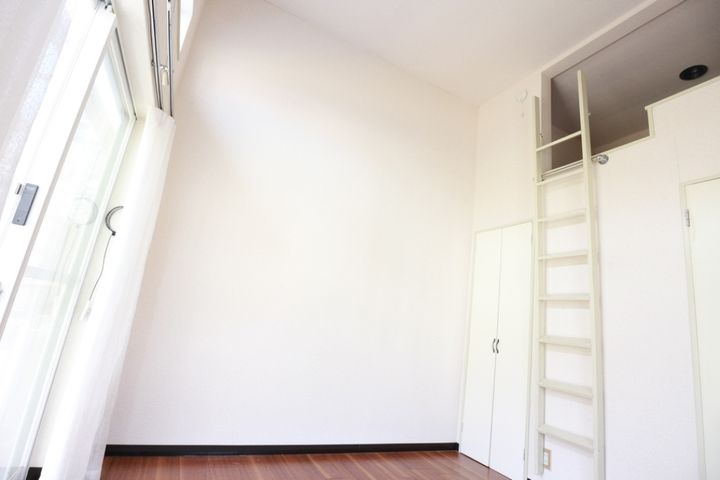 コーポ向山の居間