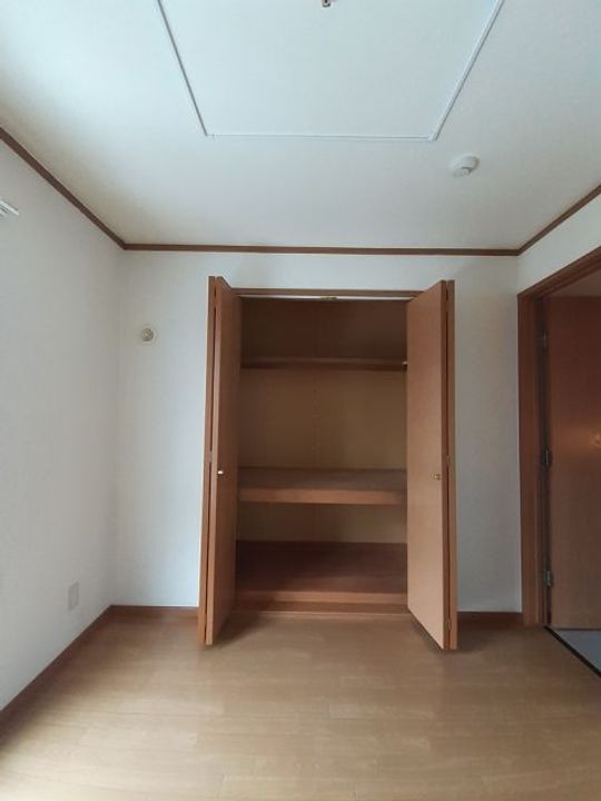 アーバンエステートの内装