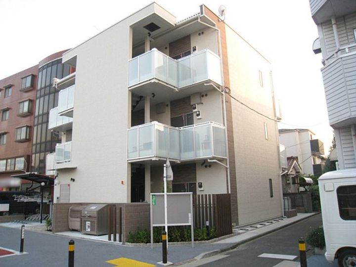 レオネクストシルクパレスの外観