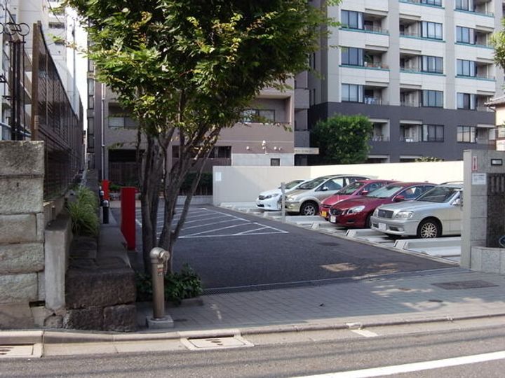 ダイヤパレス市ヶ谷北町の地図
