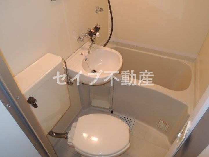 岡山県岡山市中区浜1(アパート)の賃貸物件の風呂