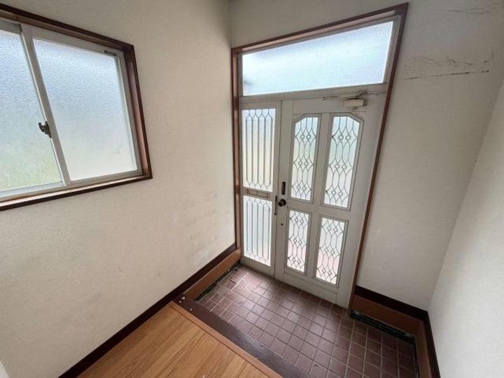 山口県岩国市通津(アパート)の賃貸物件の玄関