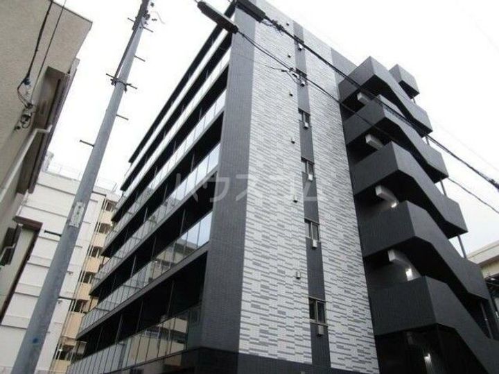 ロアール横浜南伍番館の外観
