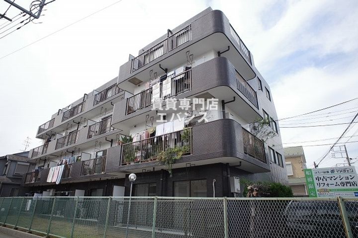 メゾンコスモの外観