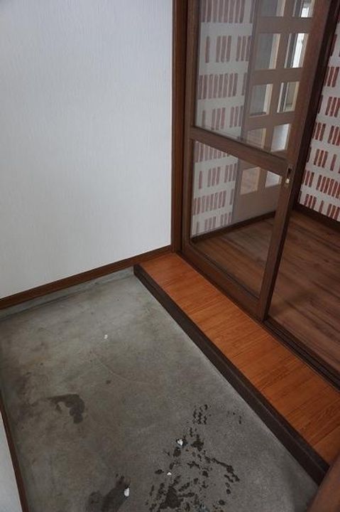 ドルチェAの玄関