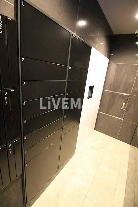 プレサンス丸の内アデルの地図