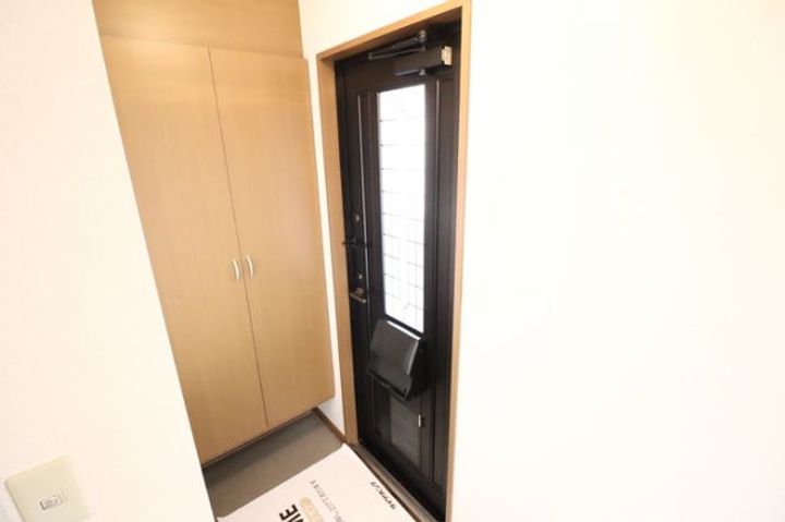栃木県栃木市都賀町合戦場(アパート)の賃貸物件の玄関