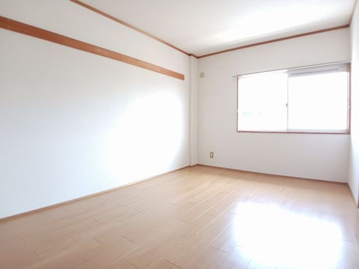 パールハイツDの居間