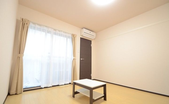 神奈川県川崎市宮前区犬蔵1(アパート)の賃貸物件の居間