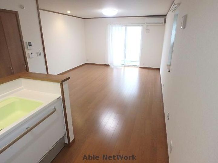 熊本県熊本市東区花立2(一戸建)の賃貸物件の居間