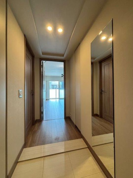 グランドメゾン新梅田タワーTHE CLUB RESIDENCEの玄関