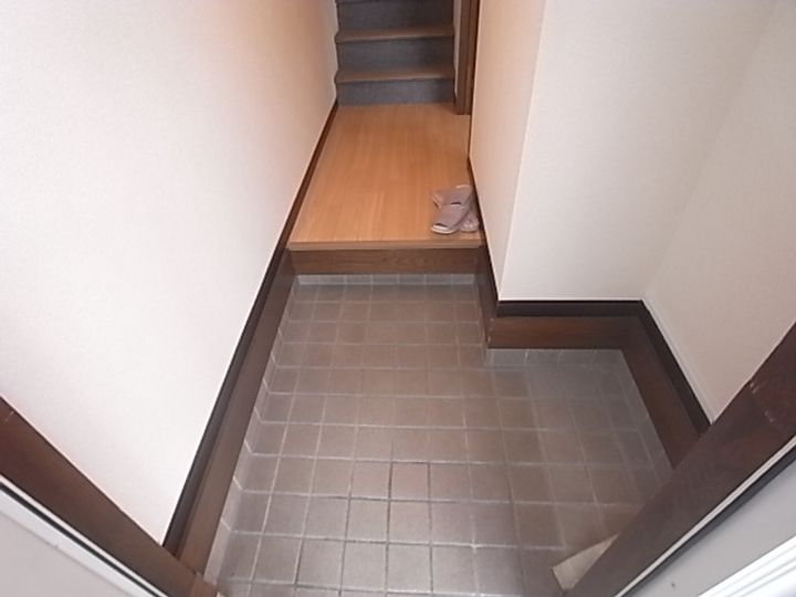 岡山県倉敷市松島(一戸建)の賃貸物件の玄関