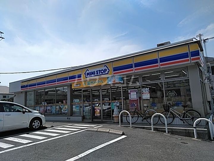 クレヴィア豊田多摩平の森レジデンスの周辺