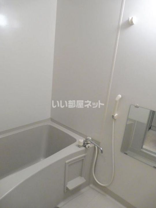 新潟県三条市条南町(アパート)の賃貸物件の風呂