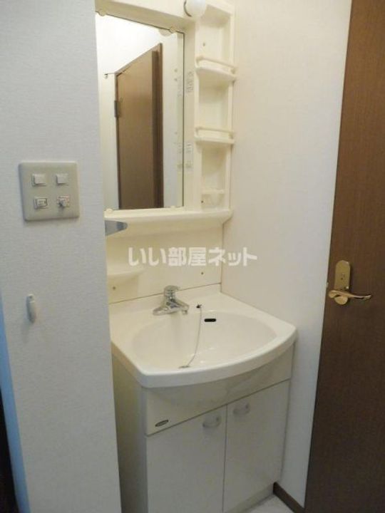 新潟県三条市条南町(アパート)の賃貸物件の内装