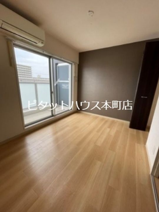 大阪府大阪市浪速区大国3(マンション)の賃貸物件の居間