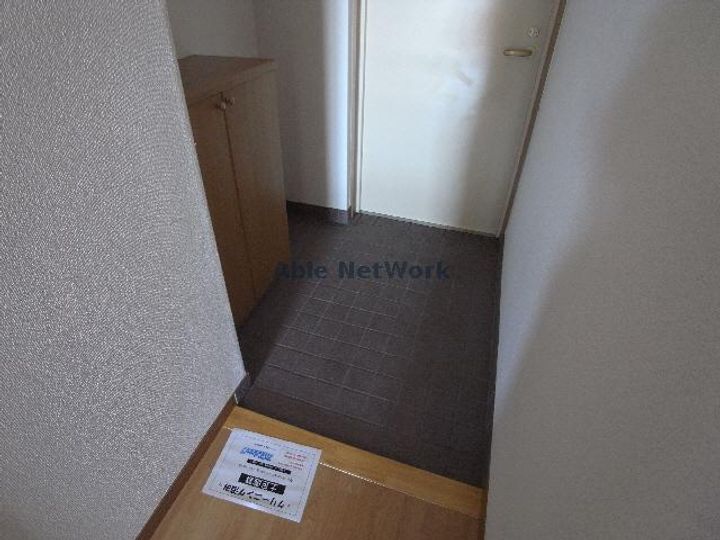 岐阜県岐阜市日置江7(マンション)の賃貸物件の玄関