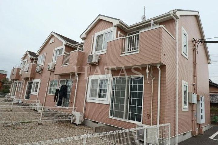 ラシーヌニツ家の外観