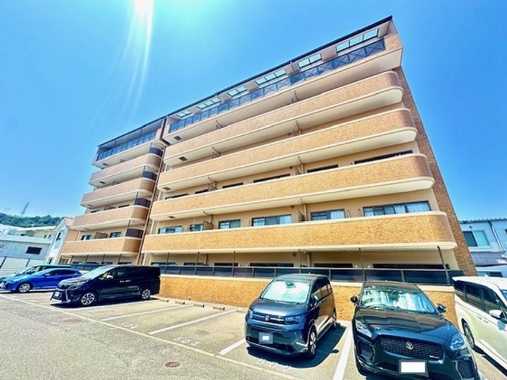 YASUDA BLD7の外観