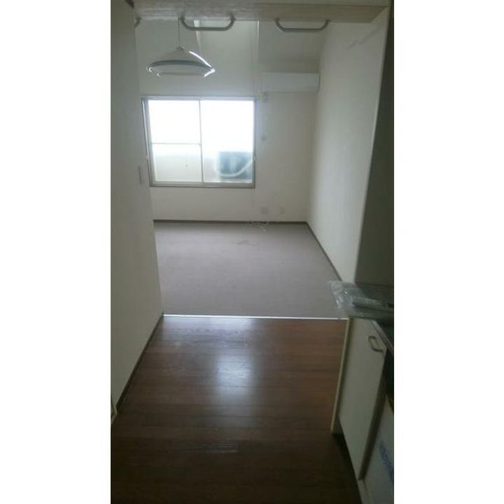 神奈川県足柄上郡開成町吉田島(アパート)の賃貸物件の居間