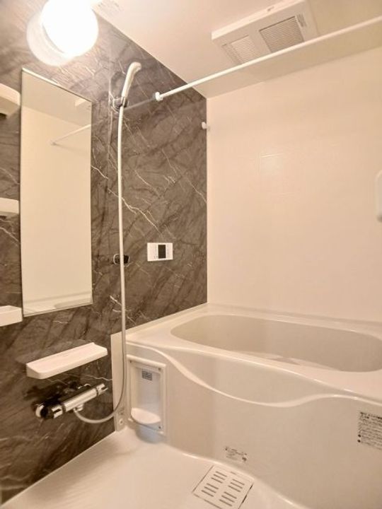 新潟県見附市本町3(アパート)の賃貸物件の風呂