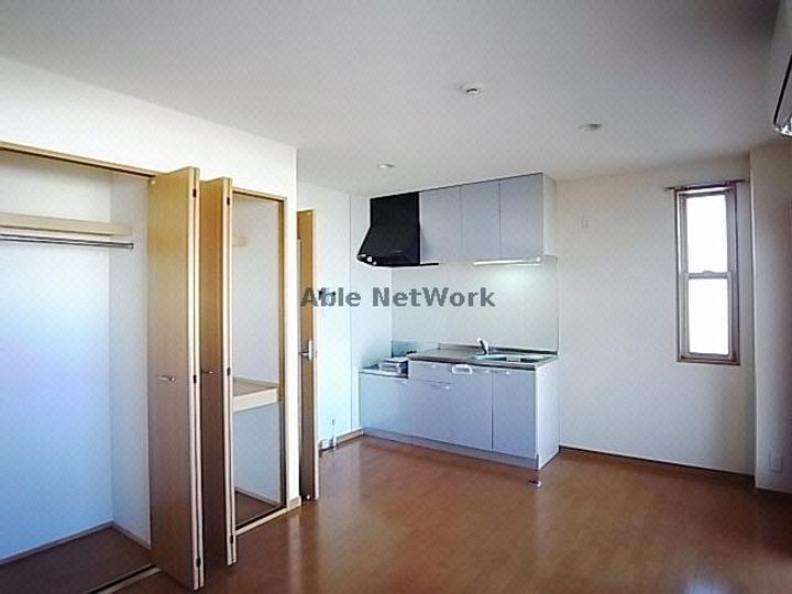 岐阜県羽島郡岐南町平島3(アパート)の賃貸物件の居間