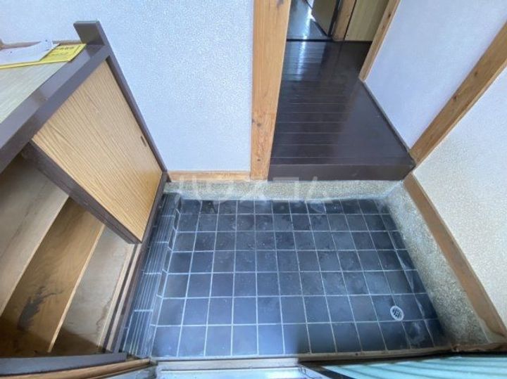 京都府京都市右京区太秦青木ケ原町(一戸建)の賃貸物件の玄関