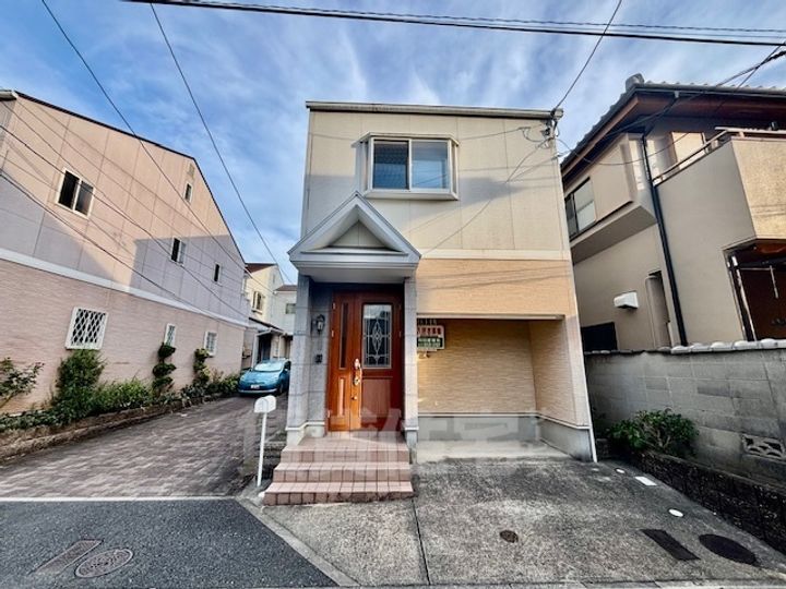 大阪府吹田市岸部南2(一戸建)の賃貸物件の外観