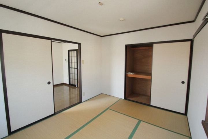 コーポタキサカの内装