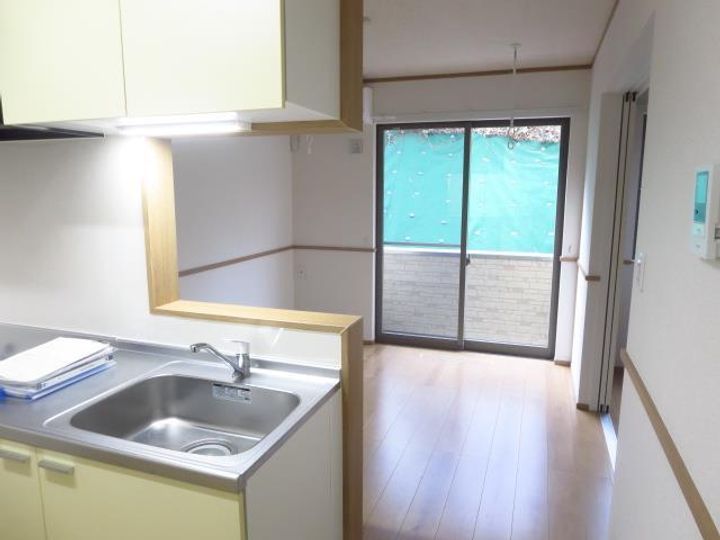 太鷲苑II(タイジュエン)の居間