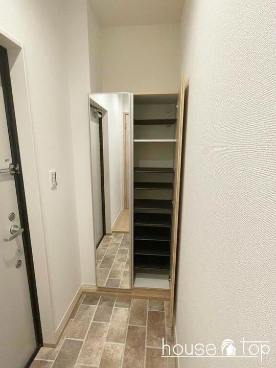 ブリリオ甲子園の玄関