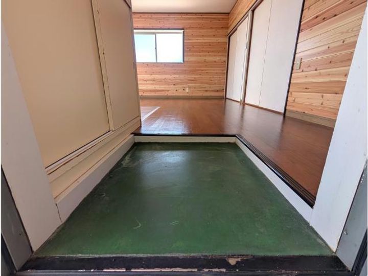 福島県郡山市久留米5(アパート)の賃貸物件の玄関