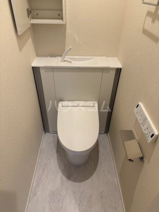 クレスコート岸町の内装