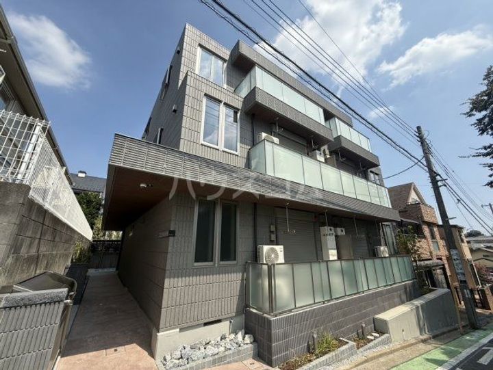 クレスコート岸町の外観