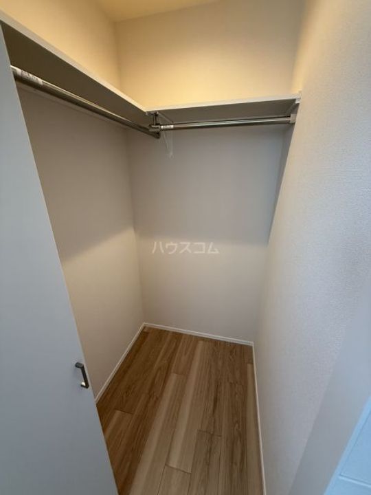 クレスコート岸町の内装