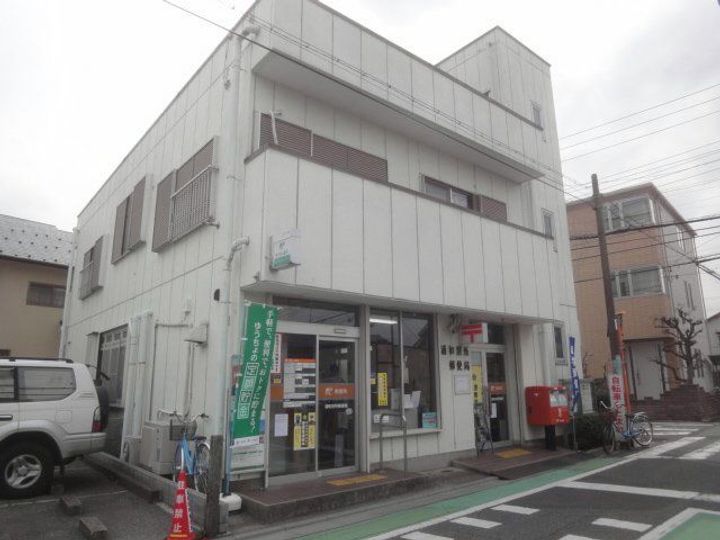 クレスコート岸町の周辺