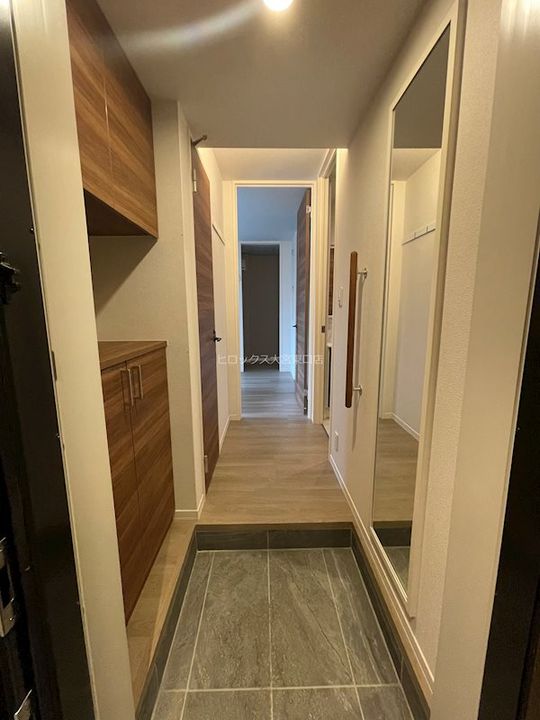 エスト ヴィレ ナカノの玄関