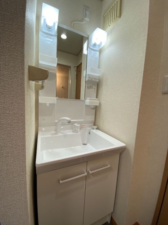 新潟県長岡市学校町3(アパート)の賃貸物件の内装