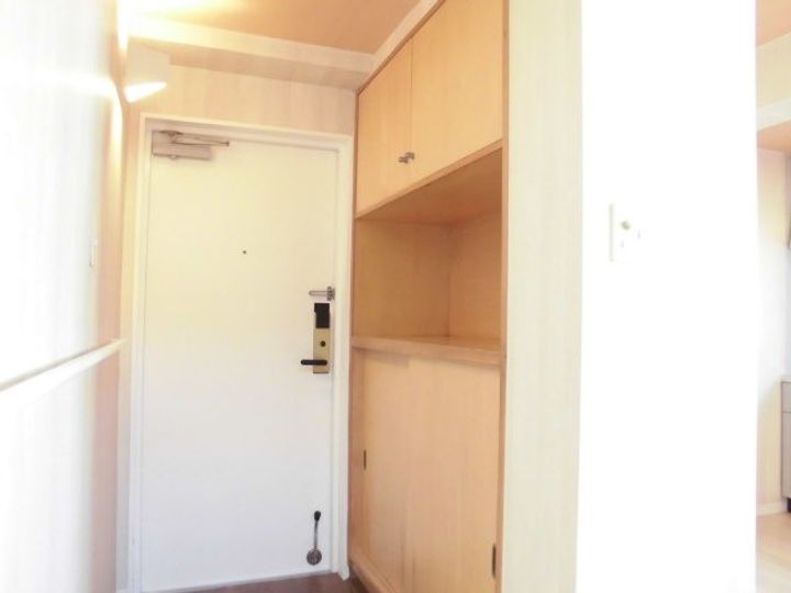 東京都世田谷区下馬5(マンション)の賃貸物件の玄関