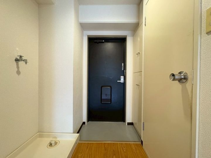 広瀬北ビルの玄関